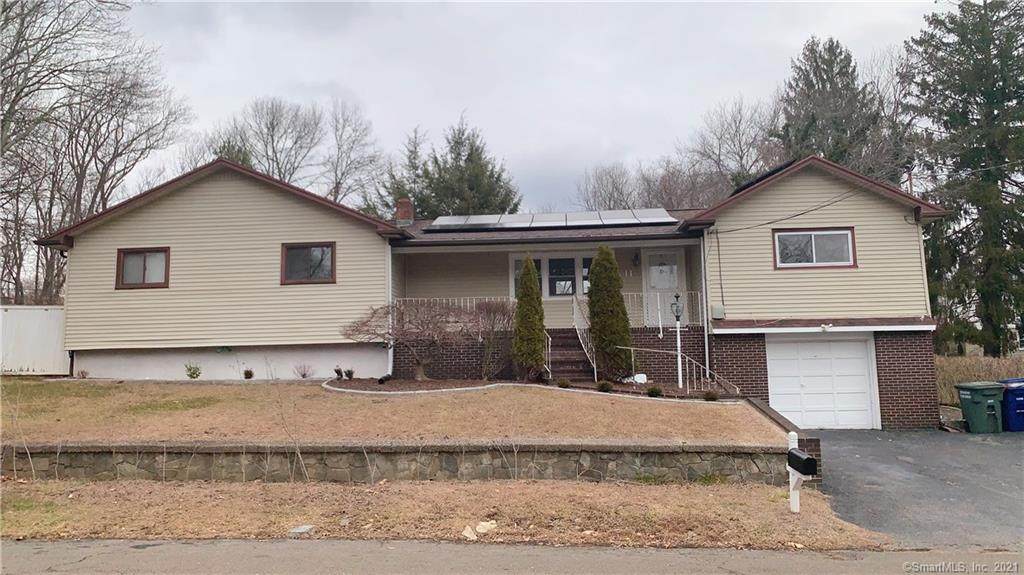 11 Linda Drive - Photo 1