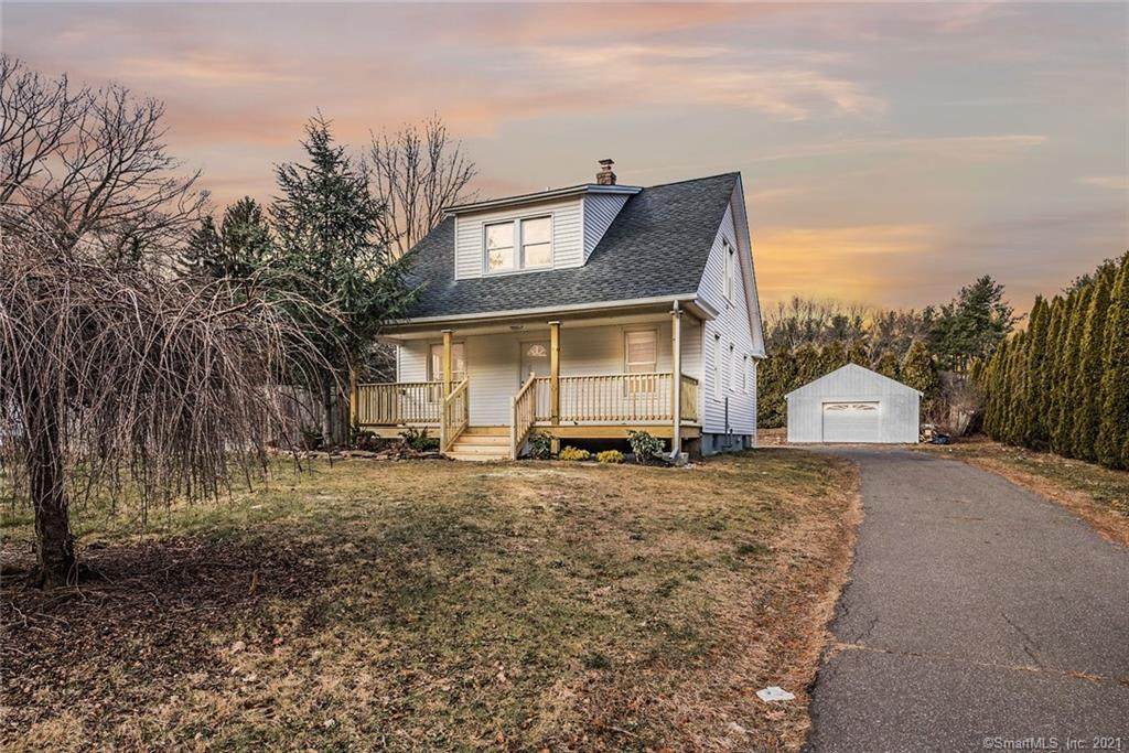 144 Bee Street - Photo 1