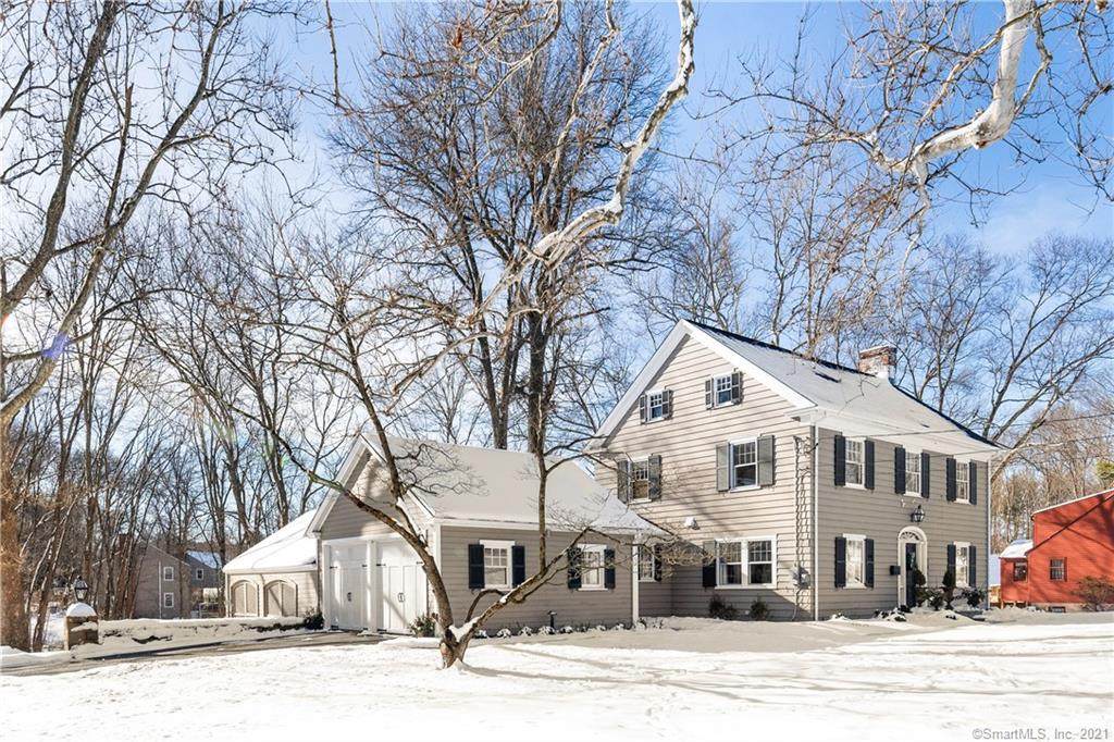 204 Hubbard Street - Photo 1
