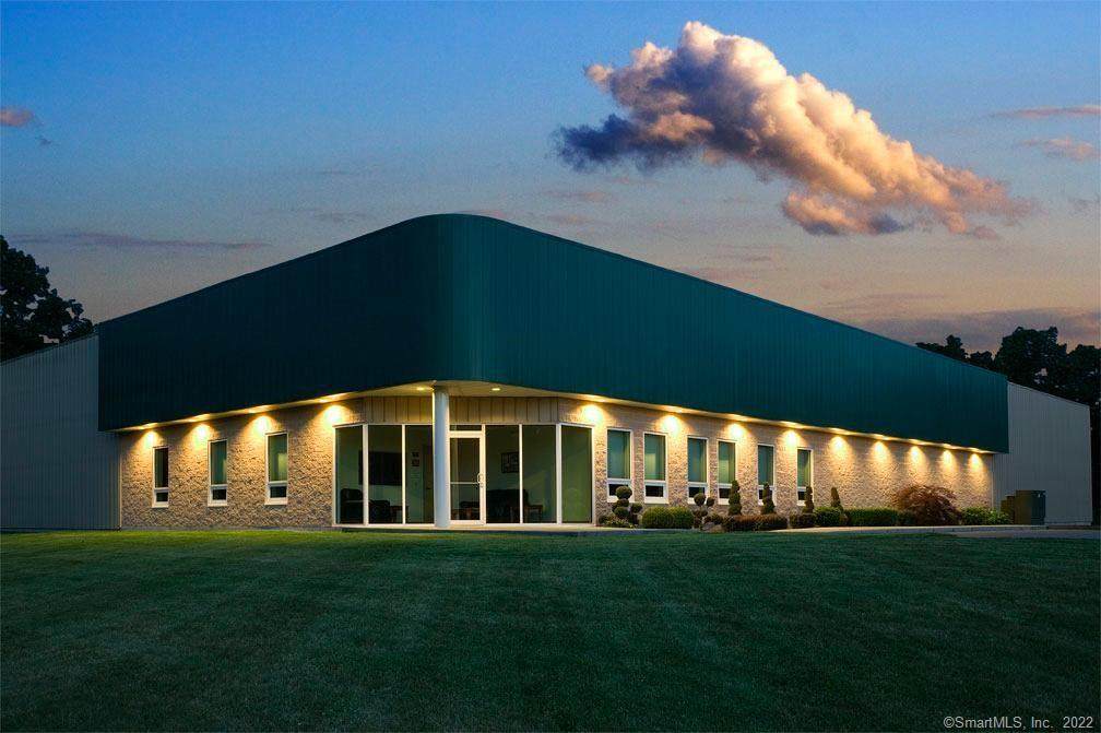29 Center Parkway - Photo 1
