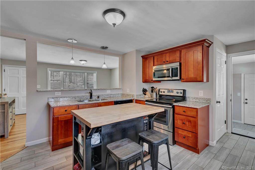 158 Camp Street - Photo 1