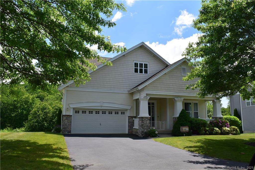 17 Nantucket Way - Photo 1