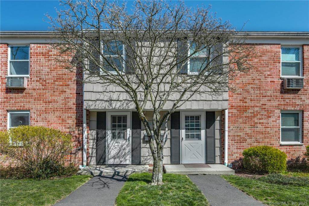26 Weed Hill Avenue - Photo 1