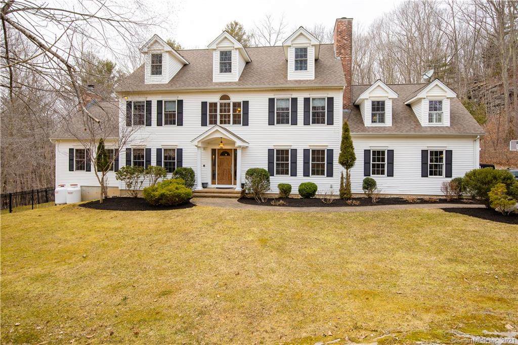 201 Concord Drive - Photo 1