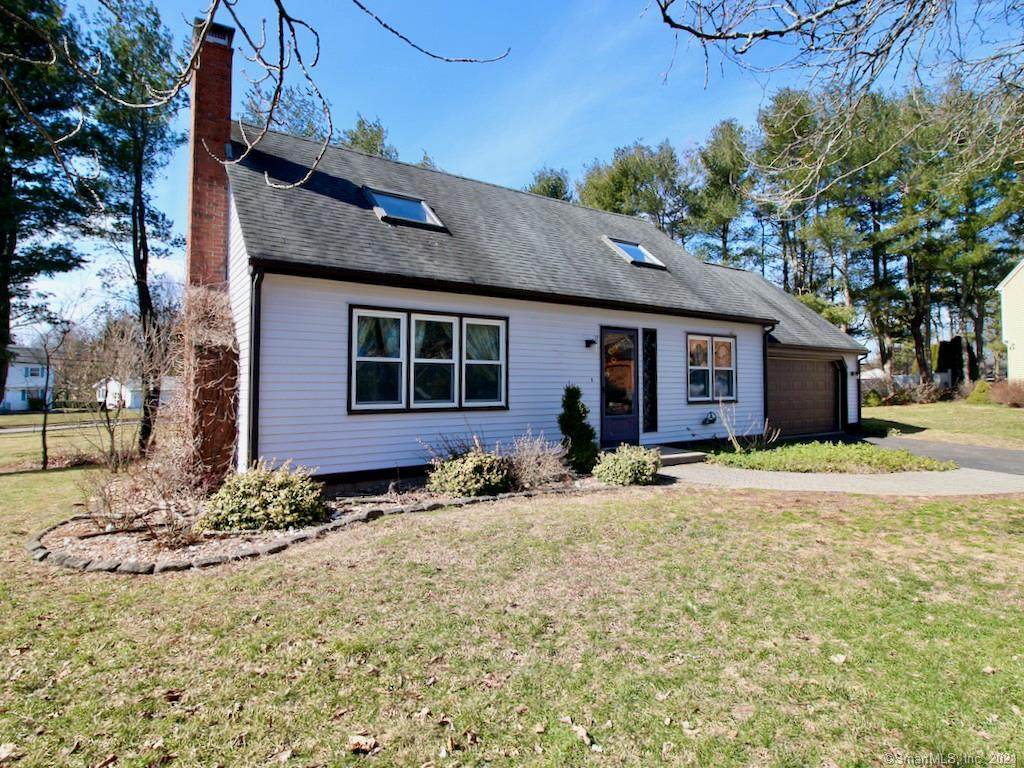 37 Montowese Drive - Photo 1