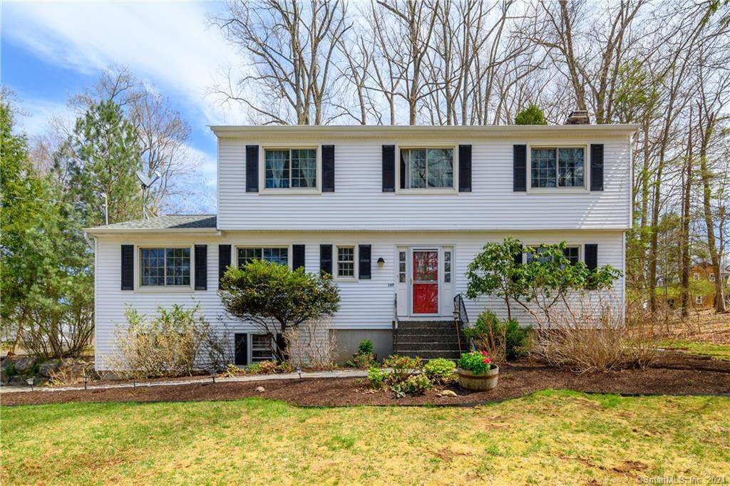 147 Pumpkin Hill Road - Photo 1