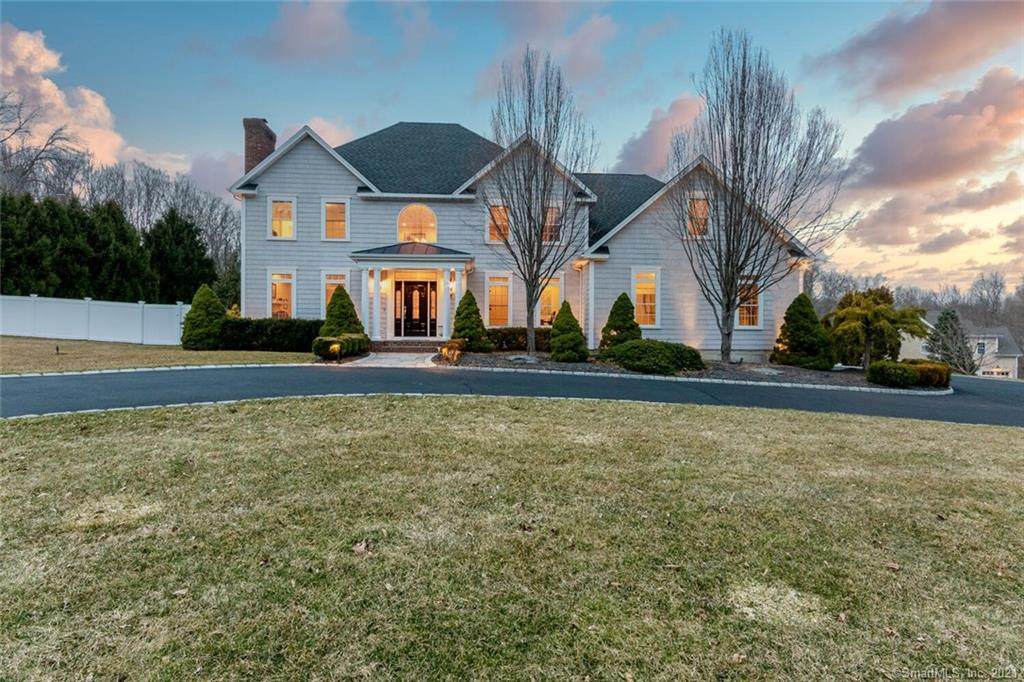 7 Trailside Drive - Photo 1