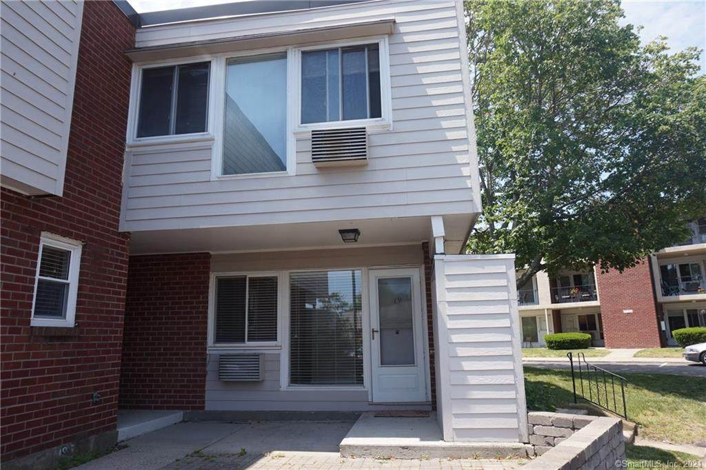 119 West Walk - Photo 1