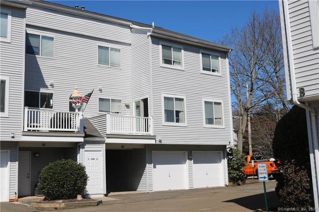 62 Staffordshire Commons Drive - Photo 1