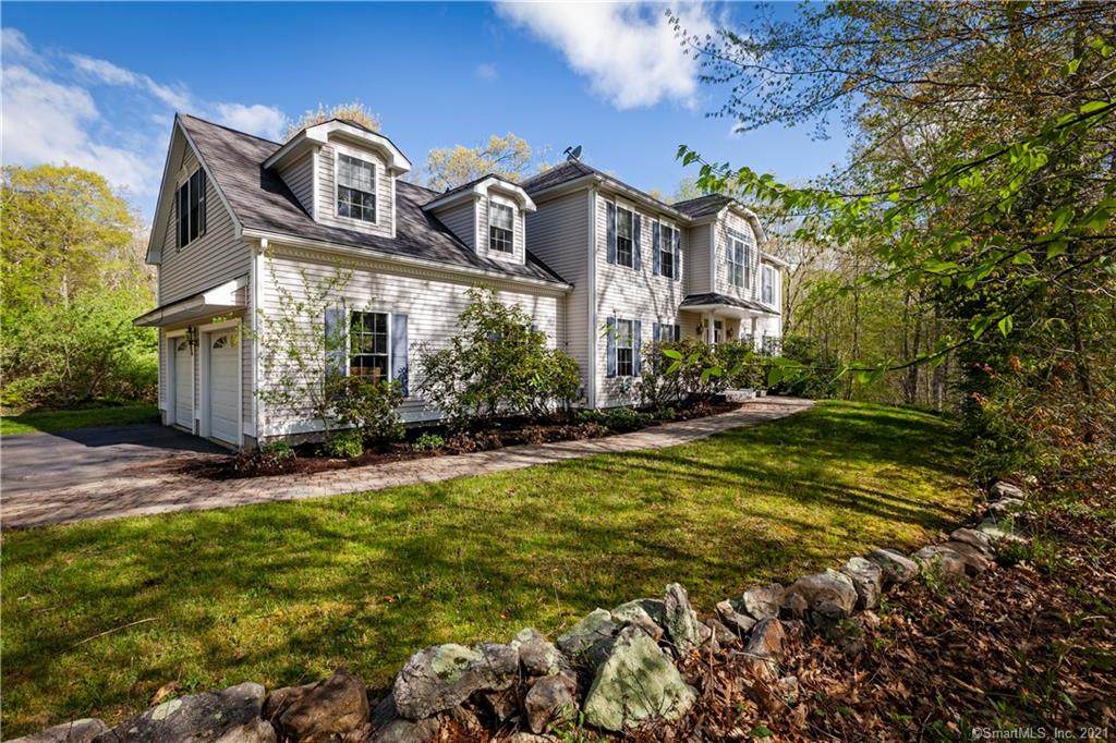 9 Inwood Drive - Photo 1