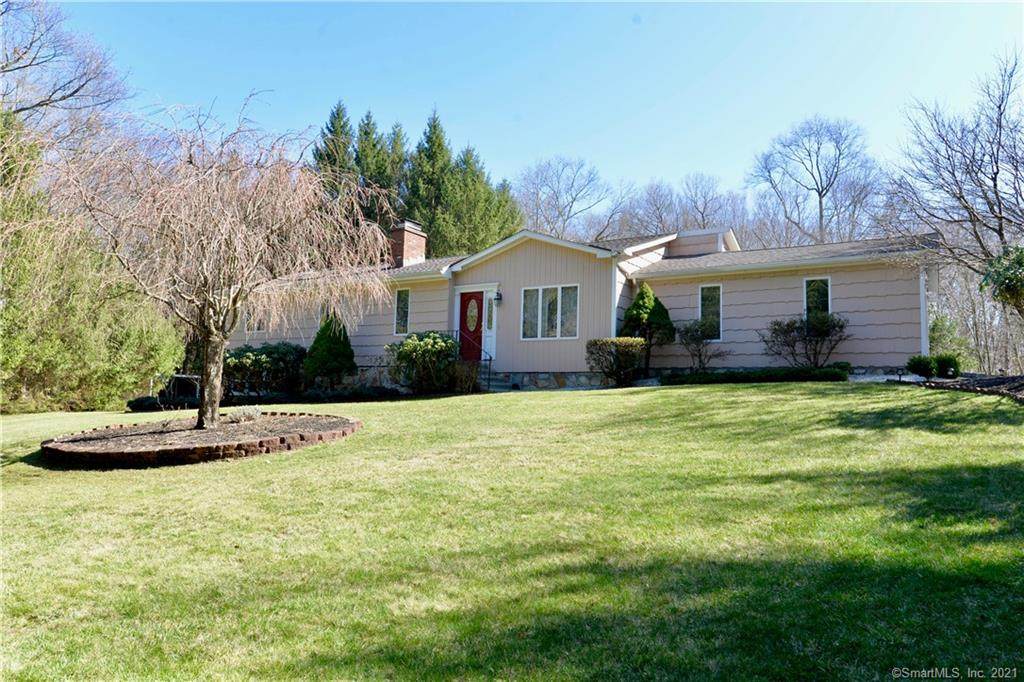 31 Laurel Drive - Photo 1