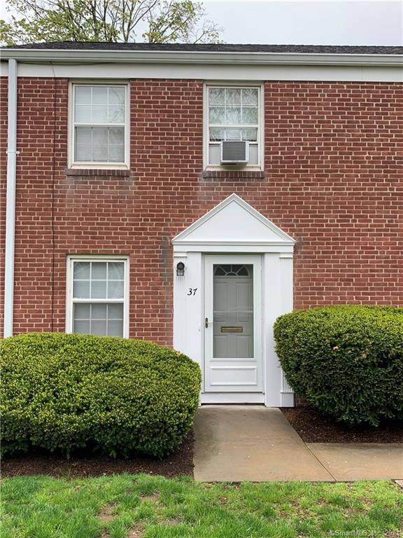 37 Arnold Way - Photo 1