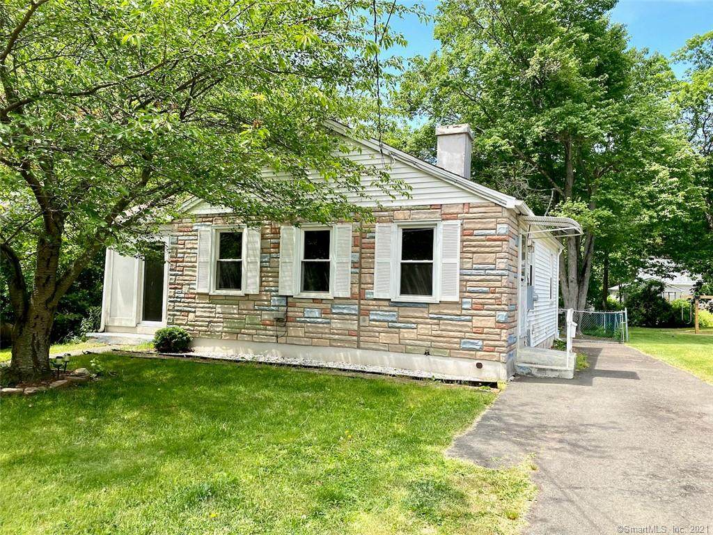 82 Stanwood Drive - Photo 1