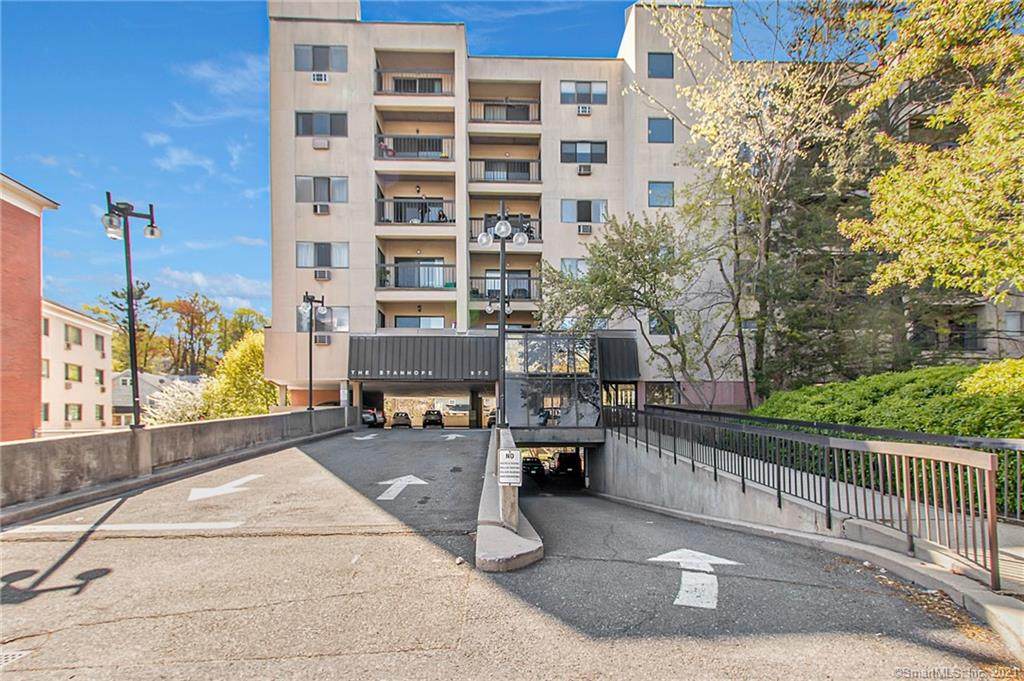 970 Hope Street - Photo 1