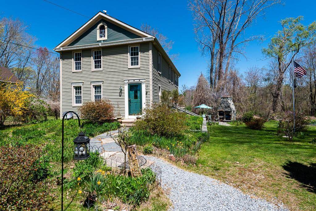 204 Broadway Street - Photo 1