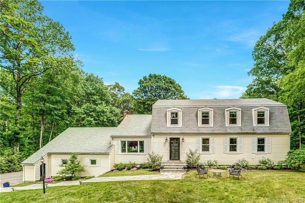 171 Williamsburg Drive - Photo 1