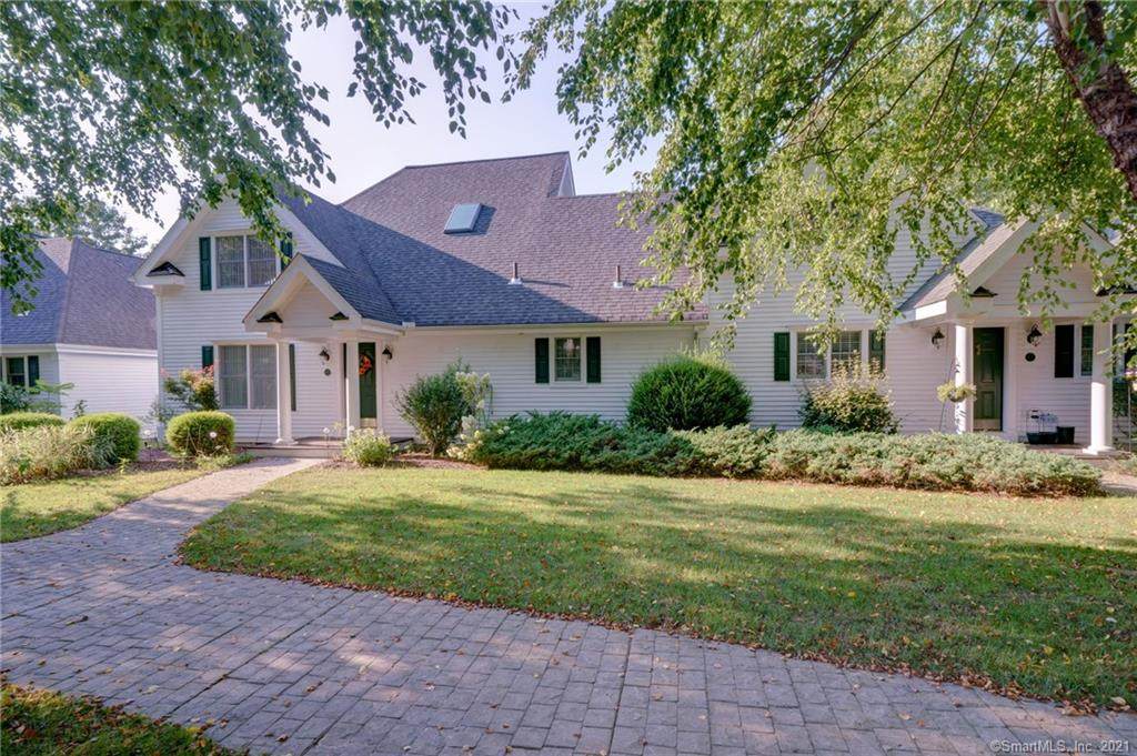 18 Augusta Circle - Photo 1