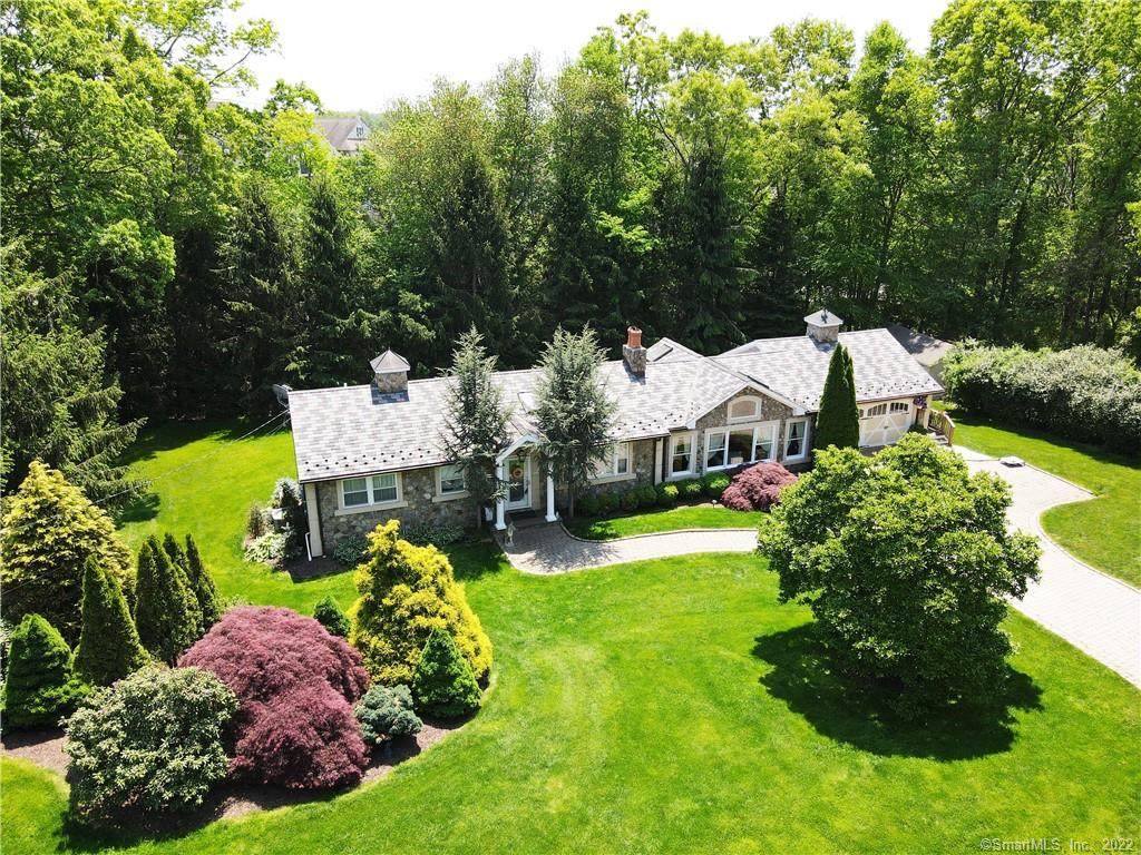 175 Brooklawn Drive - Photo 1