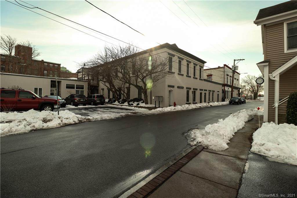 5 Broad Street - Photo 1