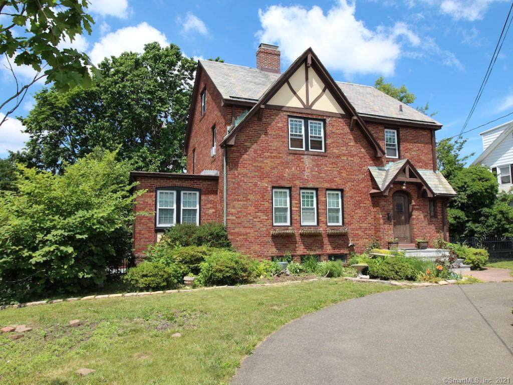 850 Townsend Avenue - Photo 1