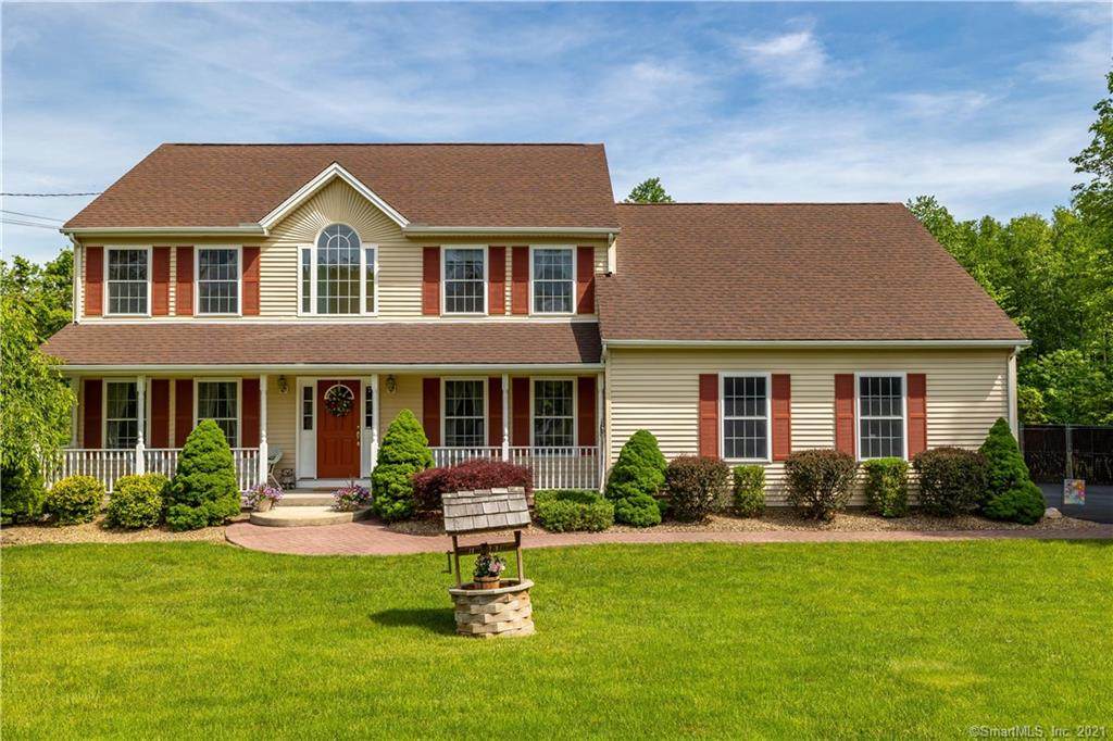 419 Lazy Lane - Photo 1