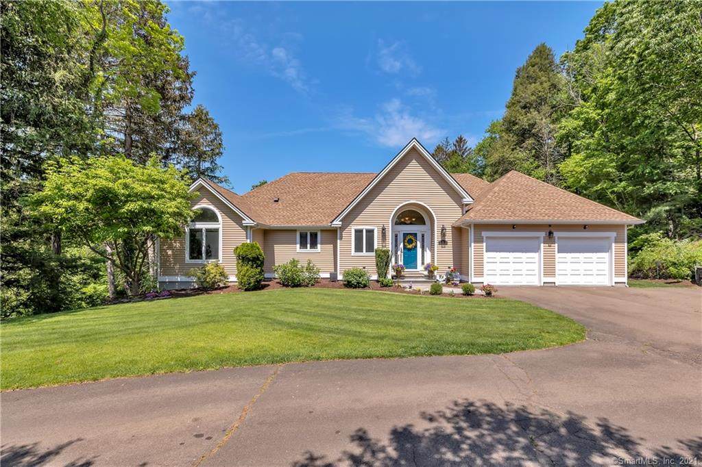 15 Lancelot Drive - Photo 1