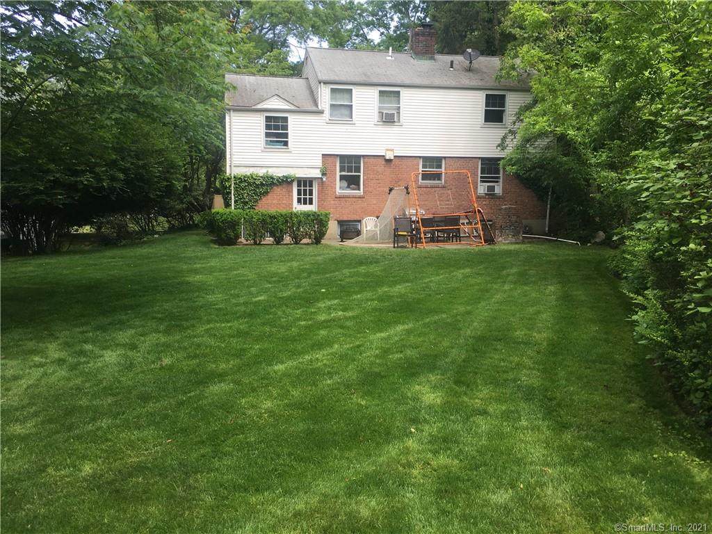 10 Macarthur Drive - Photo 1