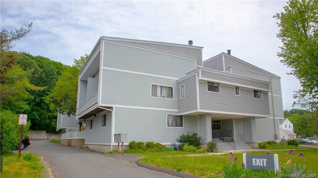 296 Main Avenue - Photo 1