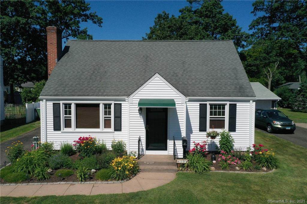 10 Raymond Place - Photo 1