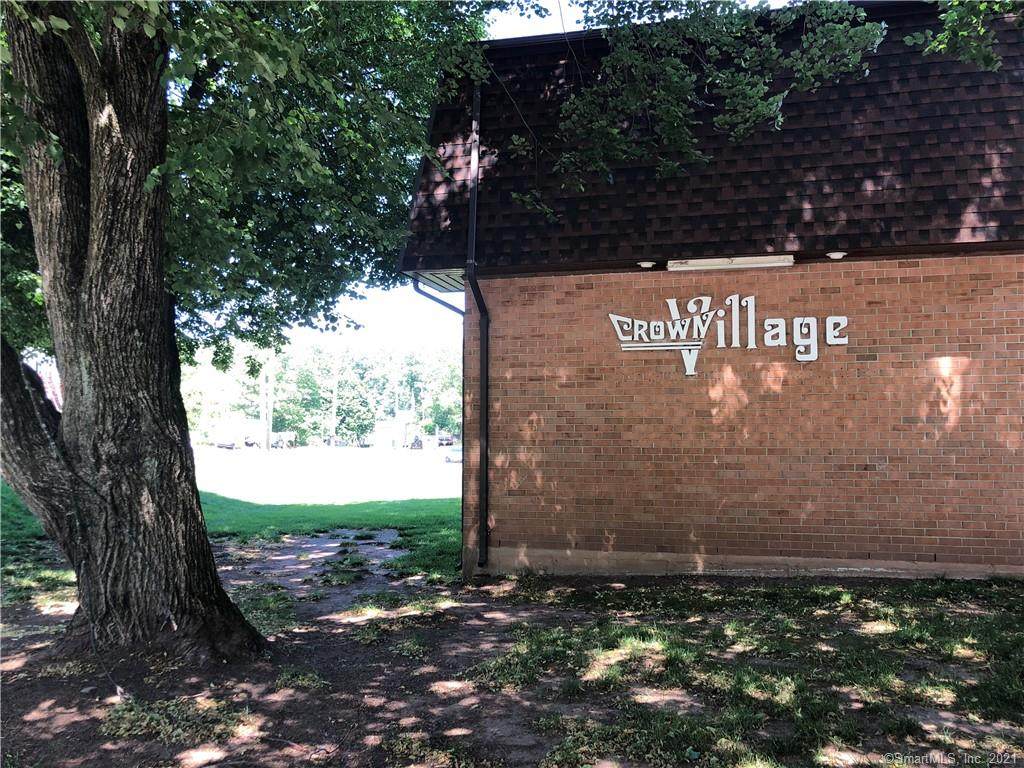 525 Crown Street - Photo 1