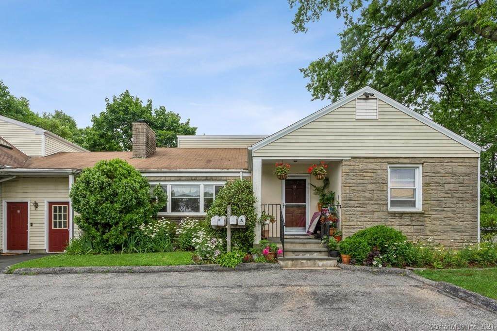 120 Courtland Circle - Photo 1
