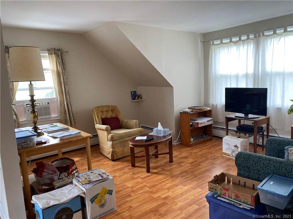 261 East Avenue - Photo 1