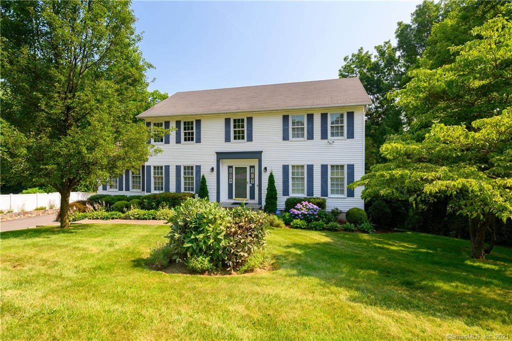 32 Fairmount Drive - Photo 1