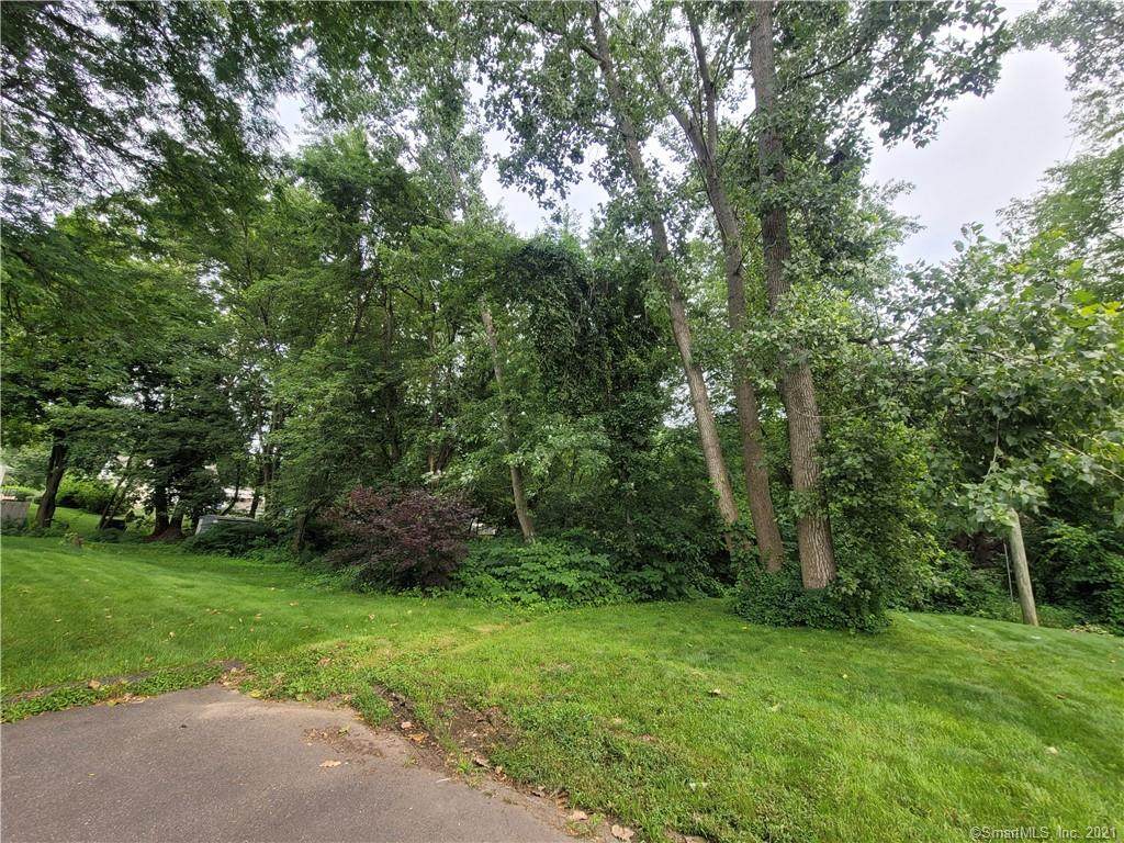 32 2nd Avenue - Photo 1