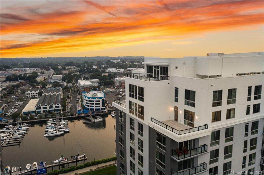 880 Pacific Street - Photo 1
