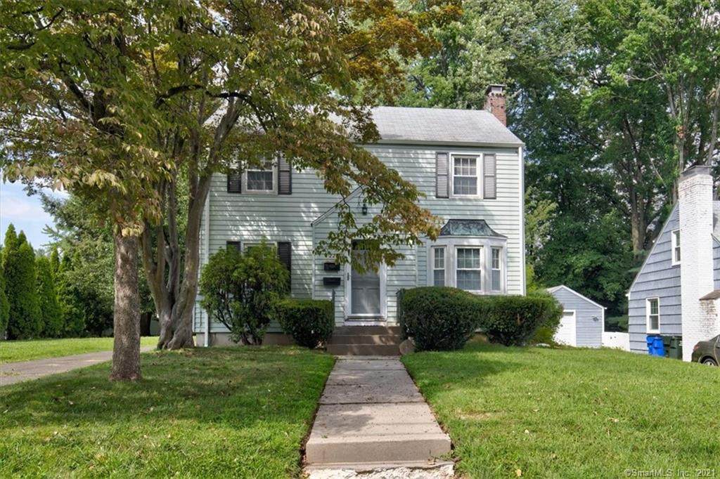 22 Englewood Avenue - Photo 1