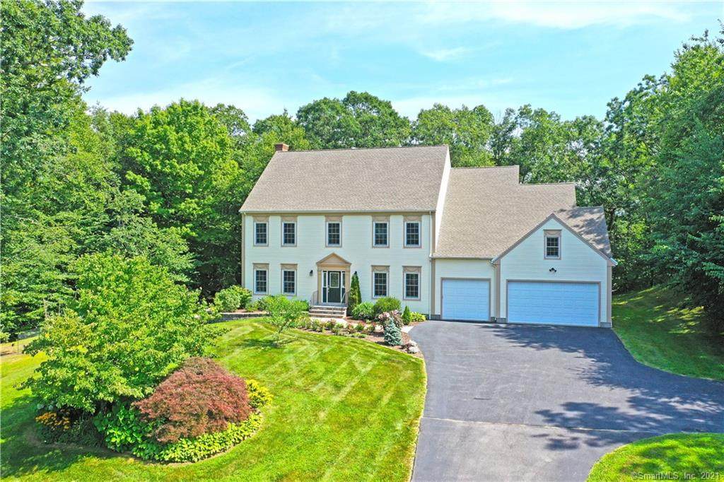 11 Emerald Glen Lane - Photo 1