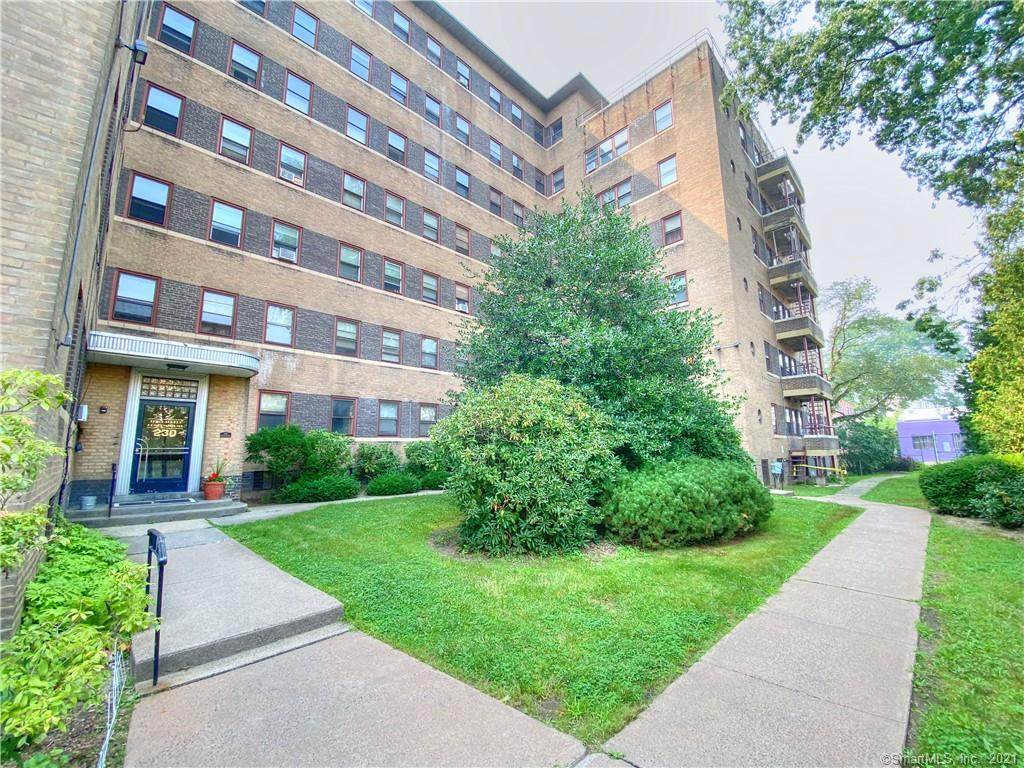 230 Farmington Avenue - Photo 1