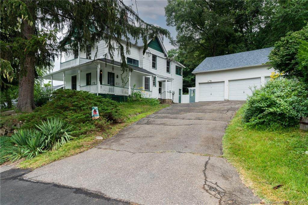 39 Harvard Street - Photo 1