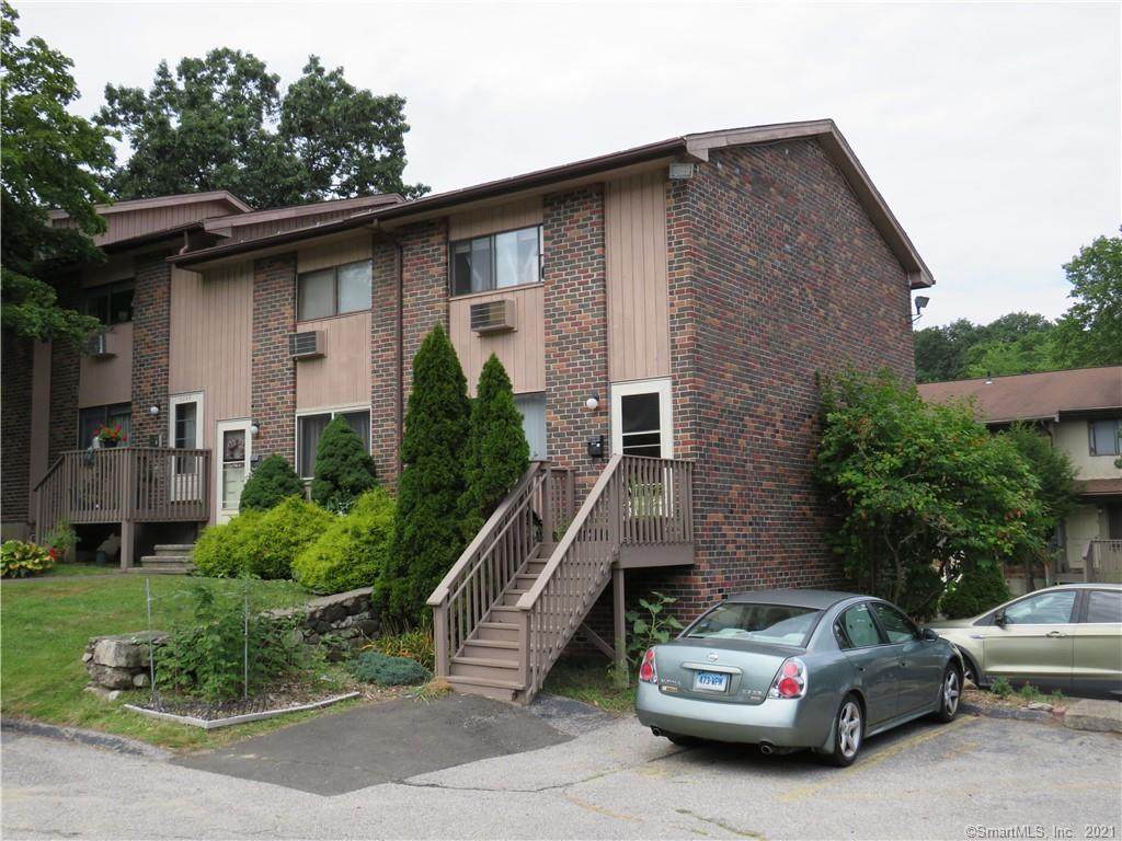 228 Oakville Avenue - Photo 1