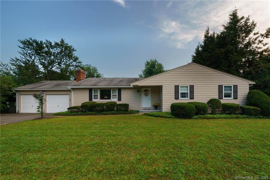 32 Candlewick Lane - Photo 1
