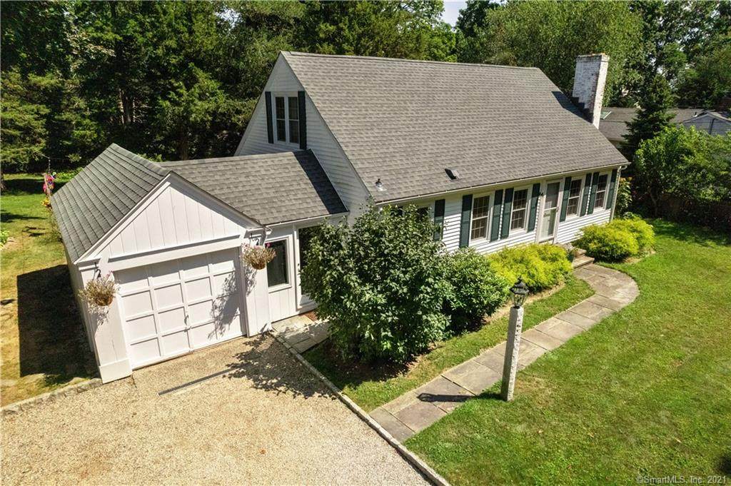 8 Hamilton Drive - Photo 1