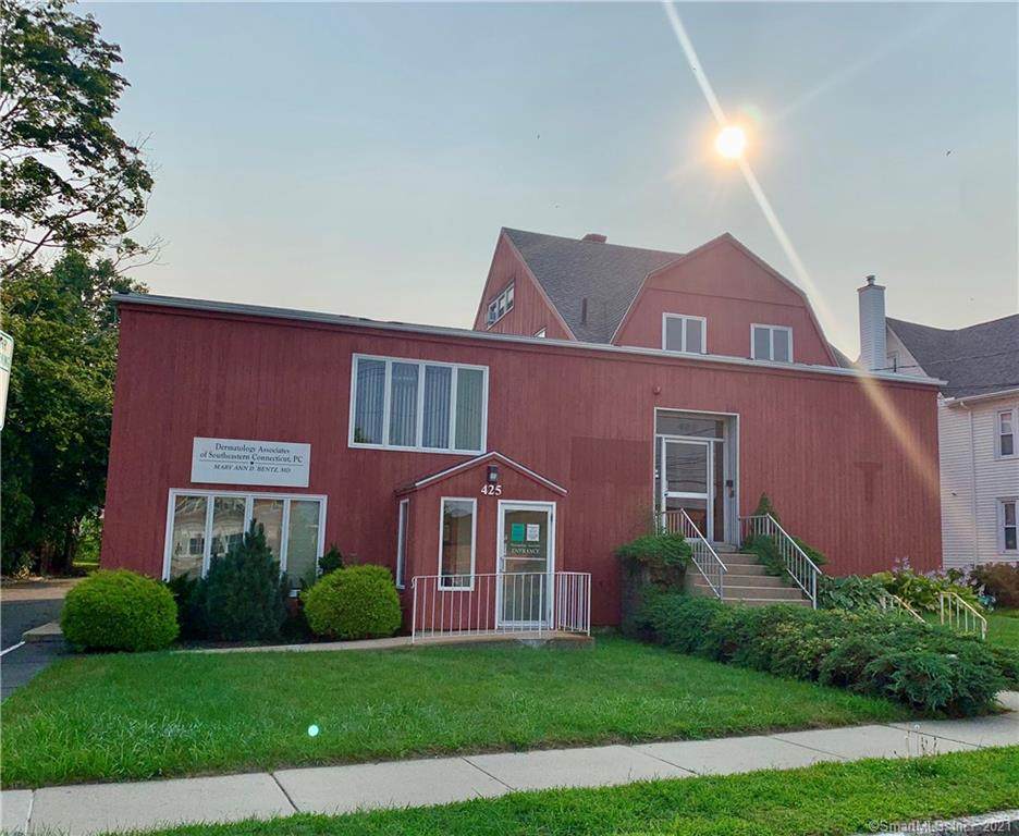 425 Montauk Avenue - Photo 1