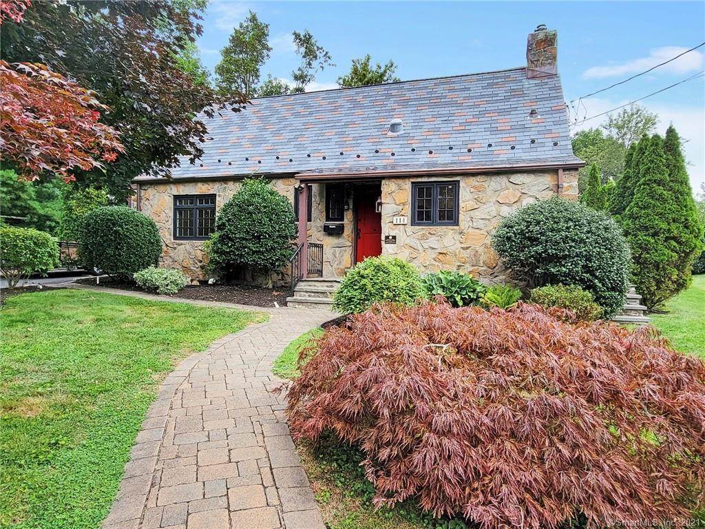 114 Hillcrest Road - Photo 1