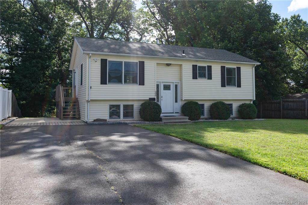 200 Pondview Drive - Photo 1