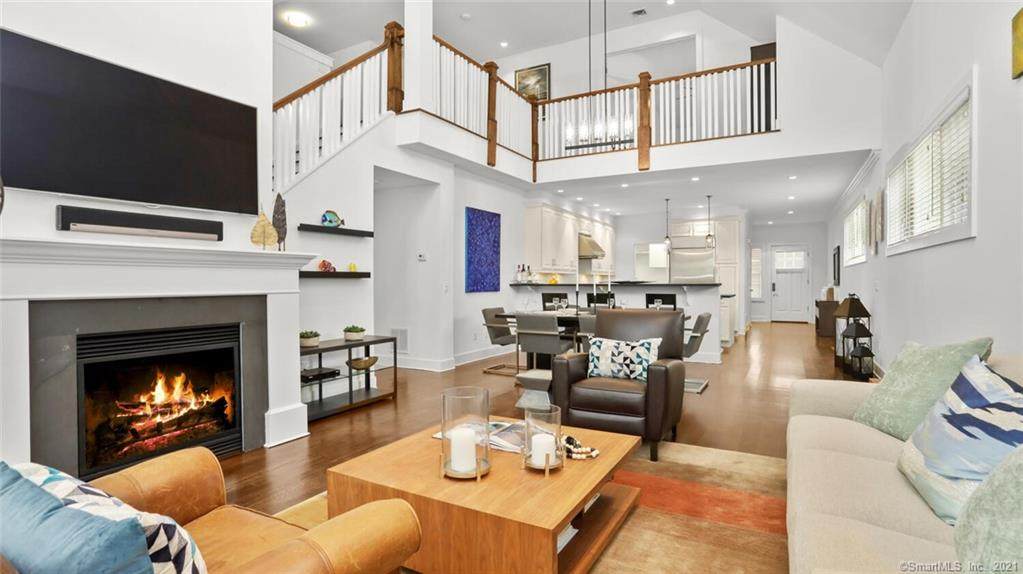 77 Havemeyer Lane - Photo 1