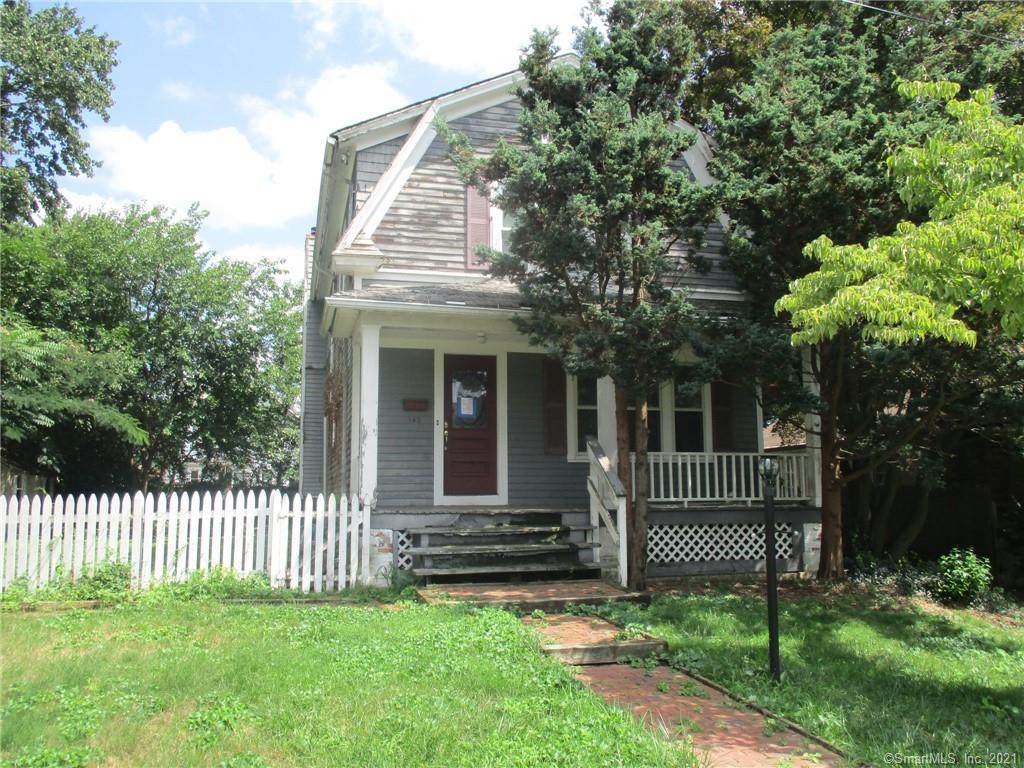 140 Wyoming Street - Photo 1
