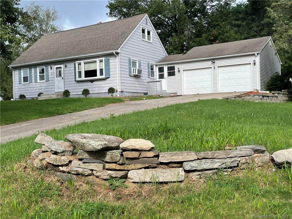 11 Mountainview Drive - Photo 1