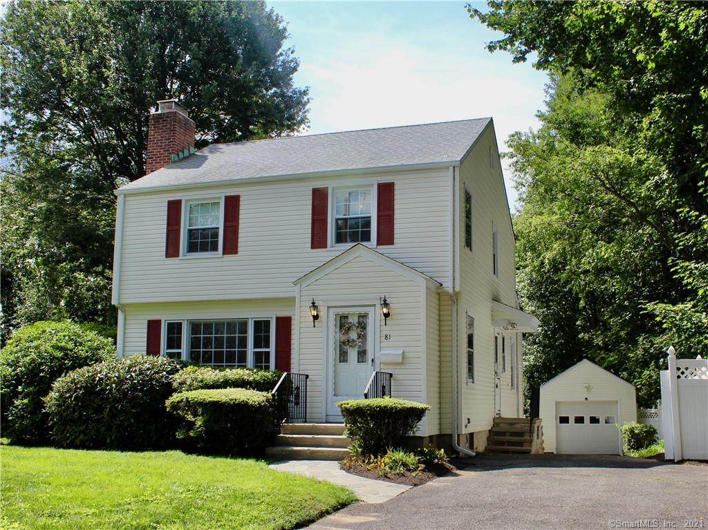 81 Warwick Avenue - Photo 1