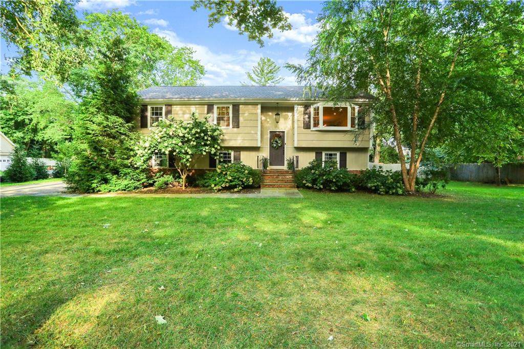 21 Stanton Drive - Photo 1